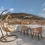 Hotel apartamentowy Mandilaras Village - The Panorama Of Naxos 4*