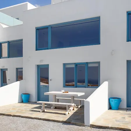 Mandilaras Village Aparthotel *