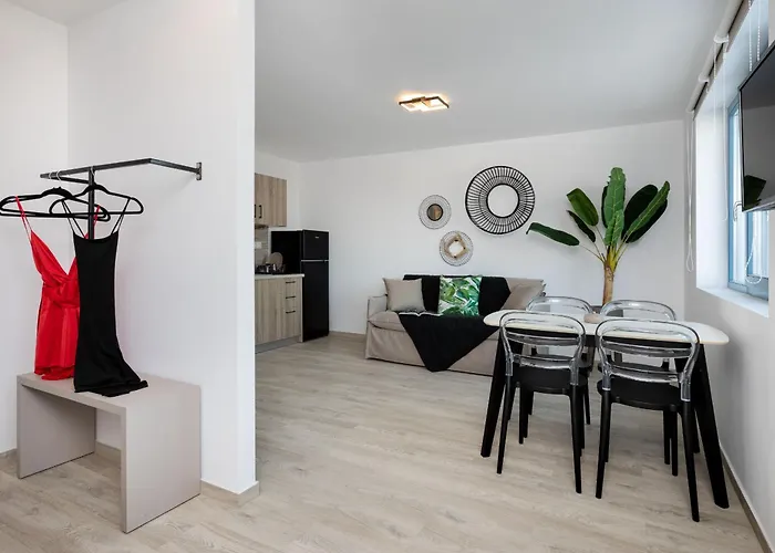 Mandilaras Village - The Panorama Of Naxos Apartahotel